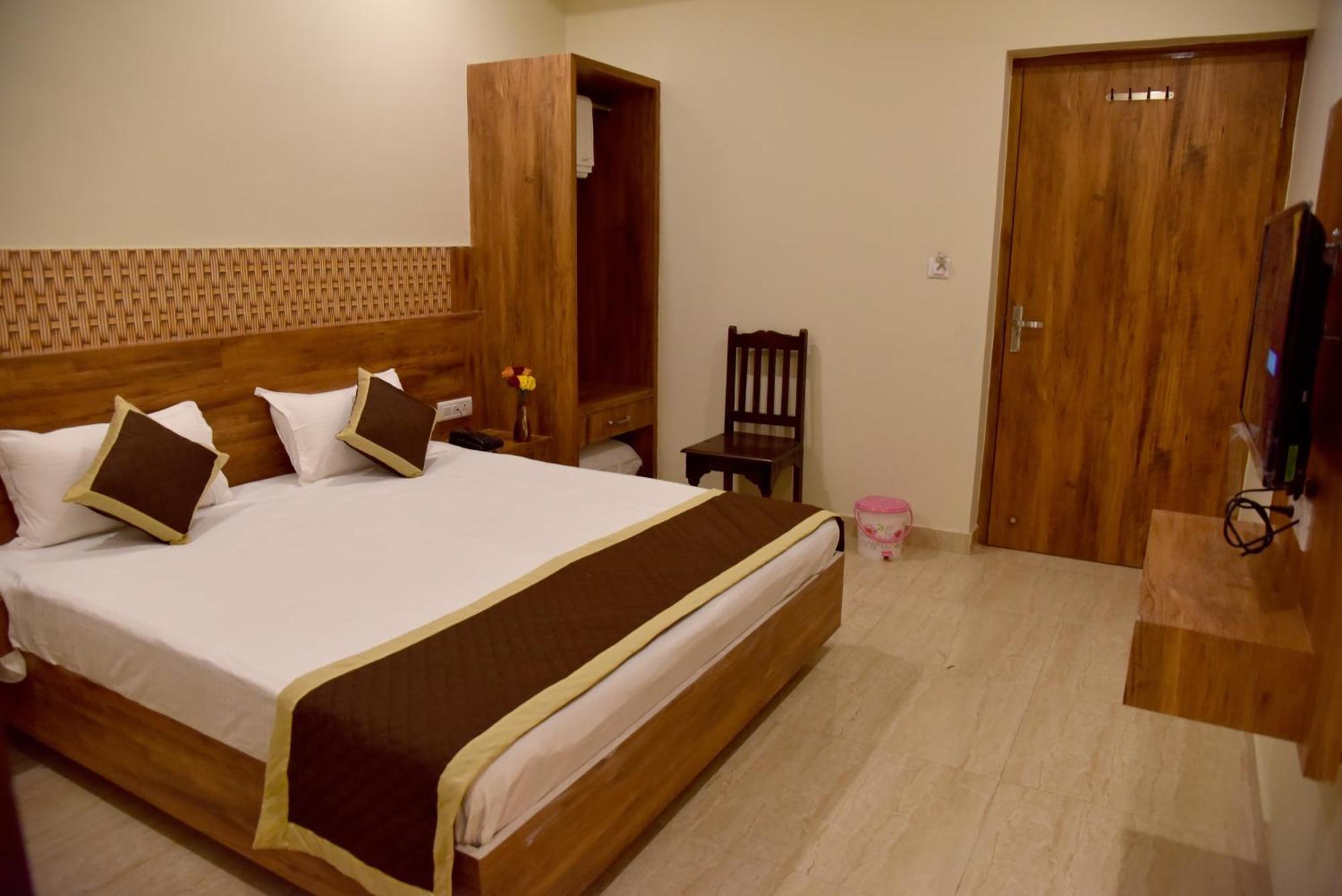 Hotel S R Plaza At Delhi Airport Nowe Delhi Zewnętrze zdjęcie